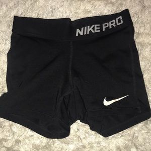 Girls Nike pro shorts